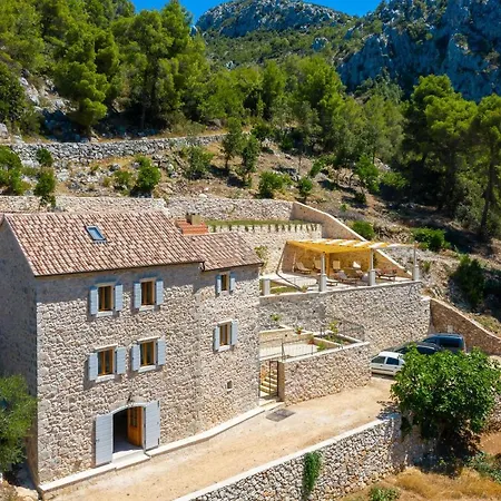 Luxury With A Swimming Pool Malo Grablje, Hvar - 20606